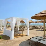 Residenz Regina Ovation Mit Garten Fuer 6 Personen *